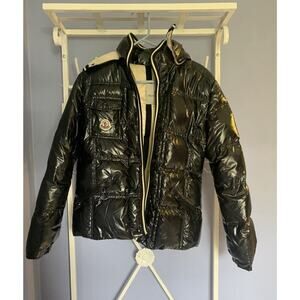Moncler puffer down black jacket unisex luxury old money 2